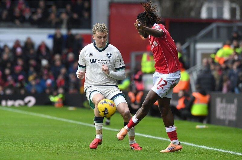 Millwall được đánh giá cao hơn Wrexham